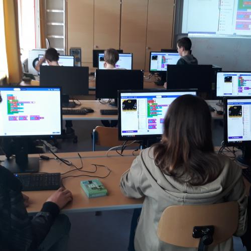 BBC micro:bit